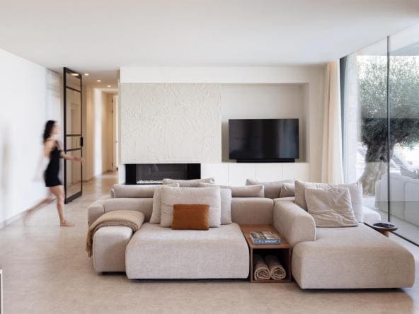 12_INTERIOR_LQ
